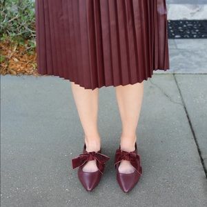 Ann Taylor Bow Flats Burgundy Ballerina Shoes